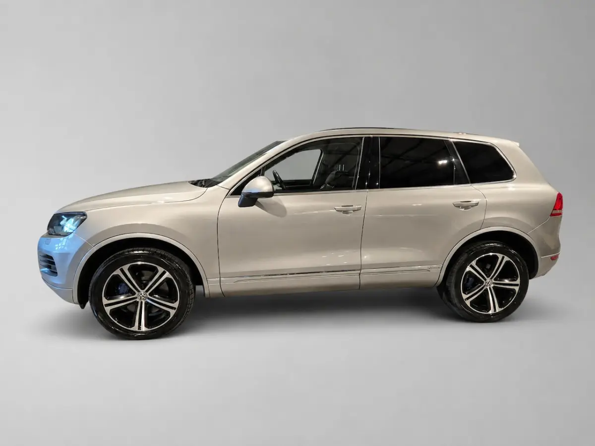 3.0 TSI Hybrid High Edition - Panoramadak - Leder - Stoelverw en Koeling - Elektr klep - E