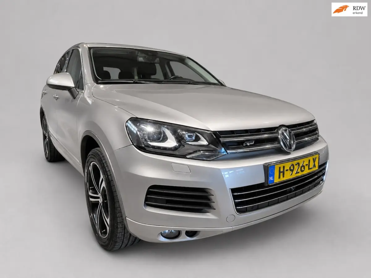 3.0 TSI Hybrid High Edition - Panoramadak - Leder - Stoelverw en Koeling - Elektr klep - E