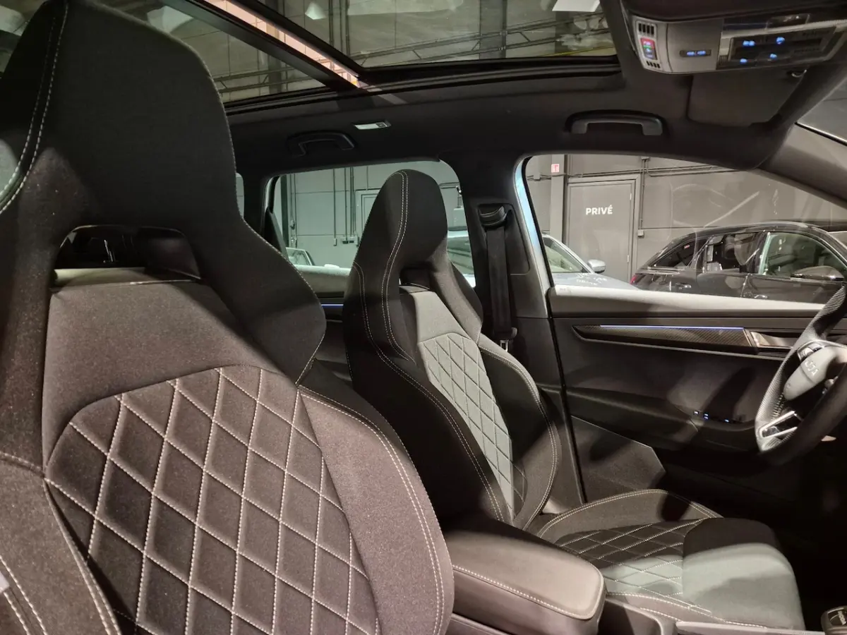 1.5 TSI ACT Sportline Business - Panoramadak - Stoel en Stuurverw - Adapt Cruise - CarPlay