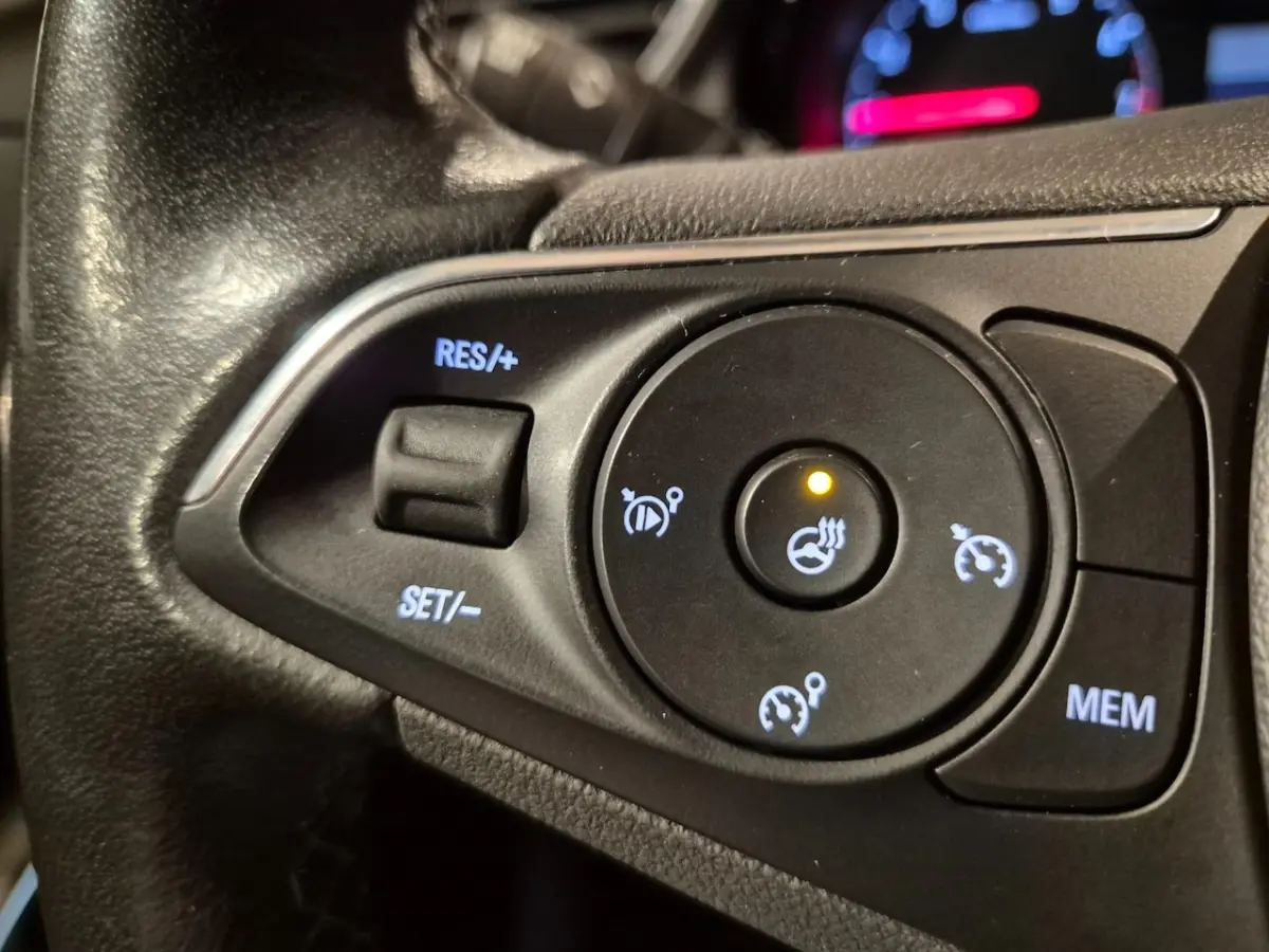 1.2 Turbo Business Edition - Navigatie - CarPlay - Camera - Airco - Cruise - Stoelverw - N