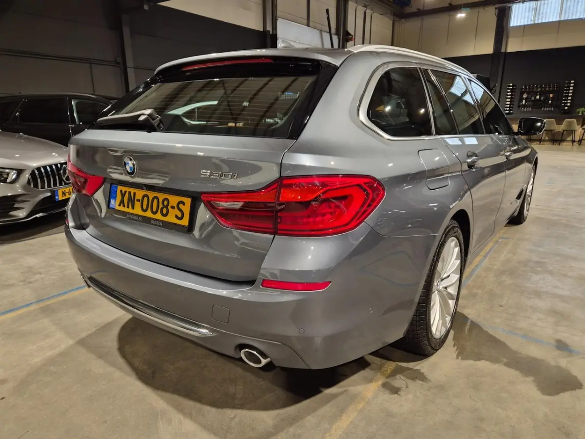 530i High Executive Edition - Panoramadak - HeadUp - Adapt Cruise - Ambiancelight - Memory