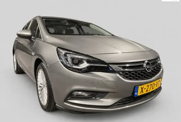 1.0 Turbo Innovation - Navigatie - CarPlay - Stoel en Stuurverwarming - Keyless - Elektr k