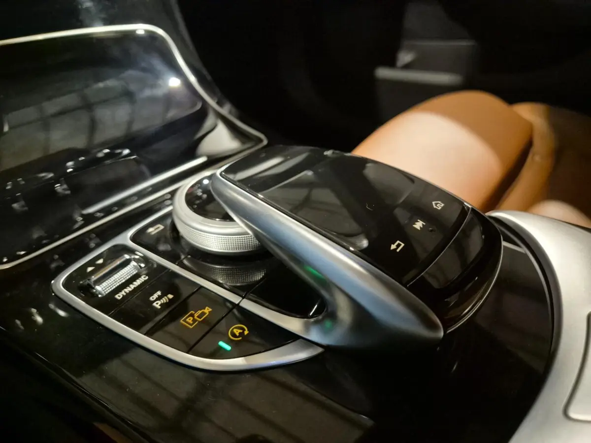 180 Business Solution AMG - Panoramadak - Leder - Navi - Camera - NL Auto - Incl BTW