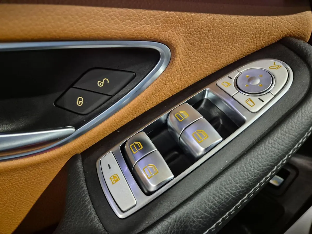 180 Business Solution AMG - Panoramadak - Leder - Navi - Camera - NL Auto - Incl BTW