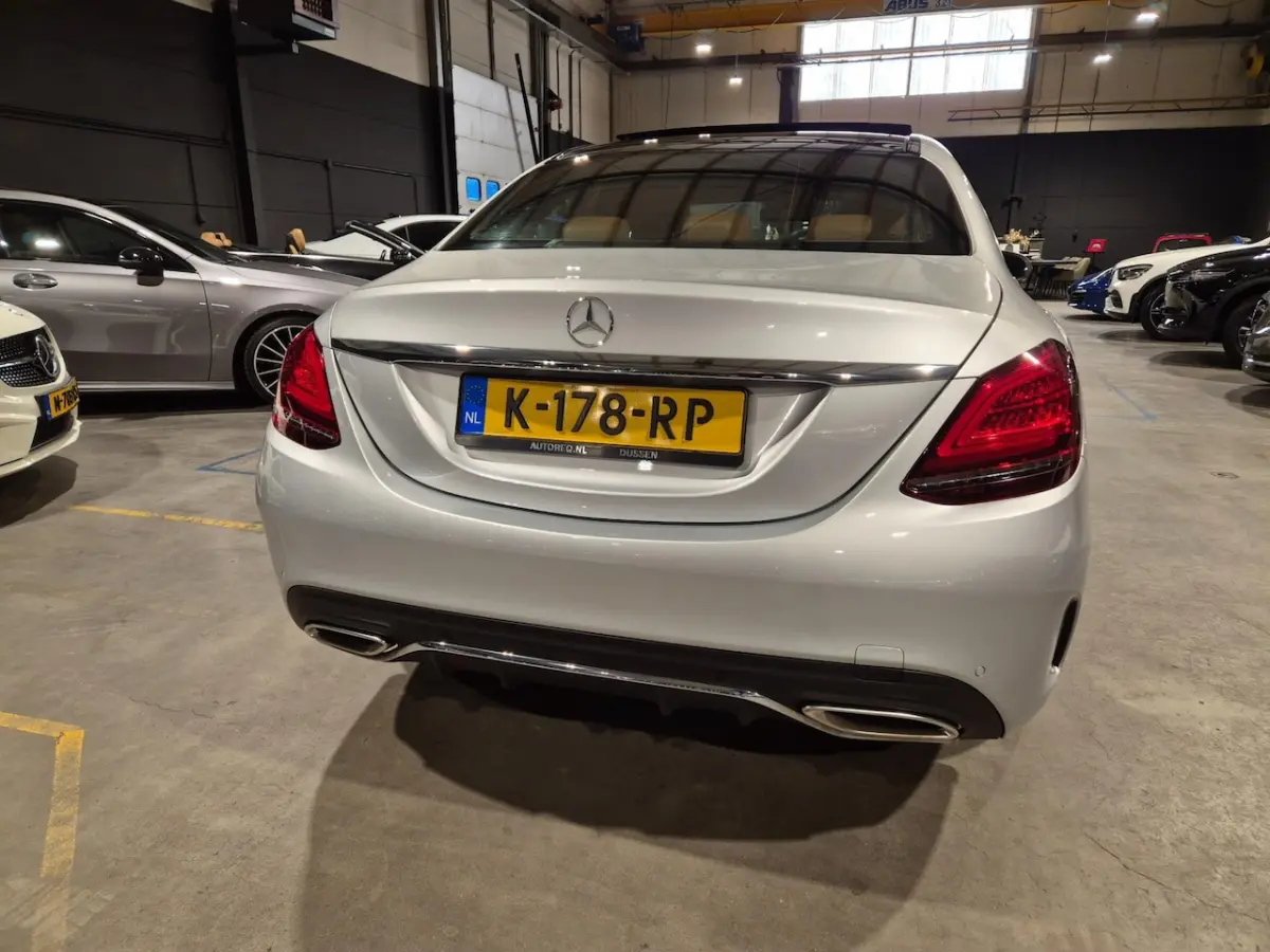 180 Business Solution AMG - Panoramadak - Leder - Navi - Camera - NL Auto - Incl BTW
