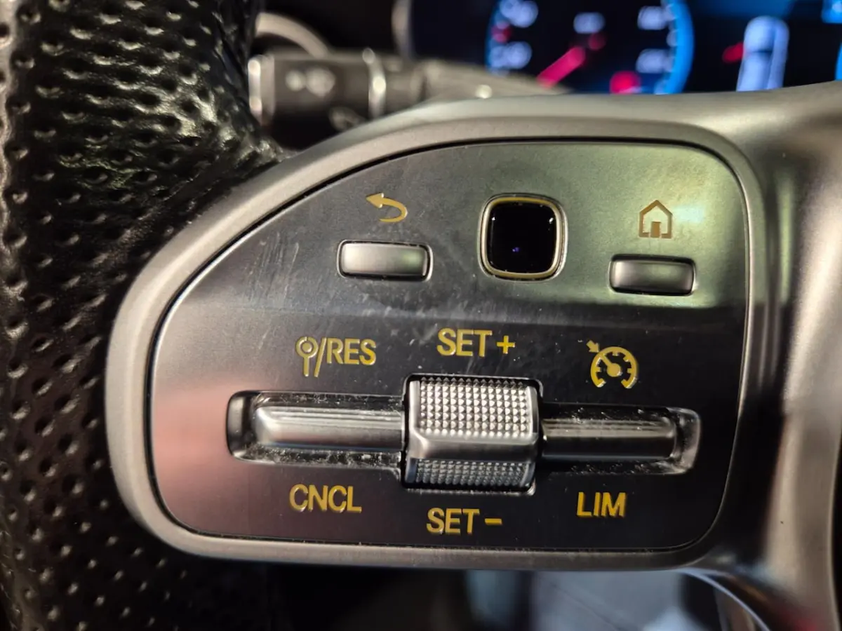 180 Business Solution AMG - Panoramadak - Leder - Navi - Camera - NL Auto - Incl BTW
