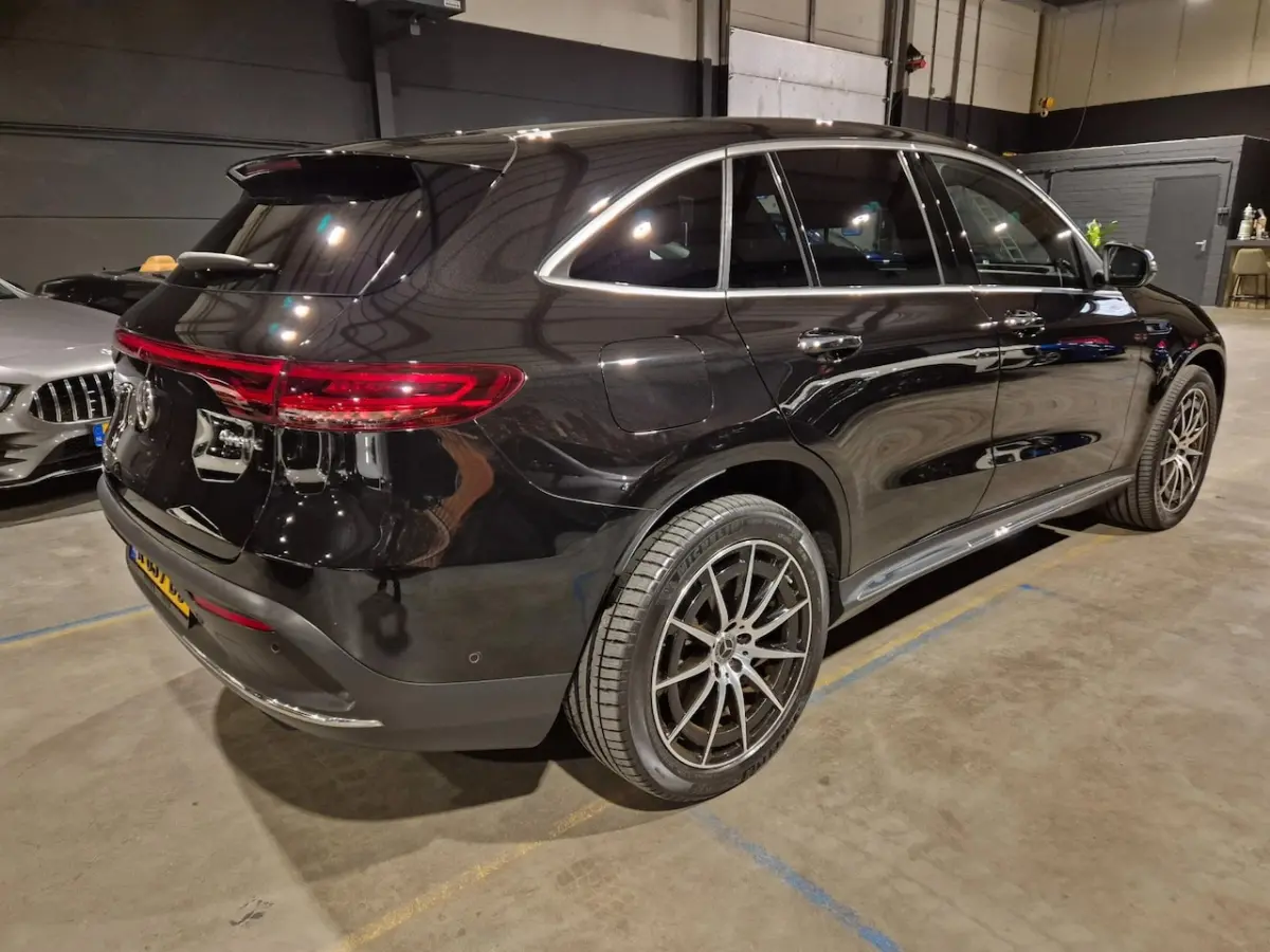 400 4MATIC Business Solution AMG 80 kWh - SOH 96% - Ambiant light - Adapt Cruise - NL Auto