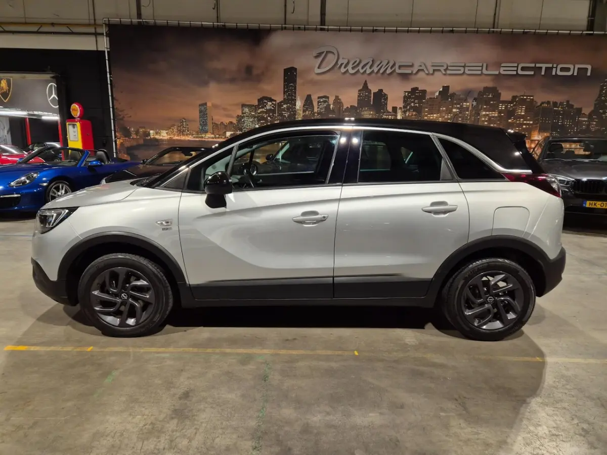 1.2 Turbo 120 Jaar Edition - 110 pk - CarPlay - Cruise - Stoelverwarming - Incl BTW