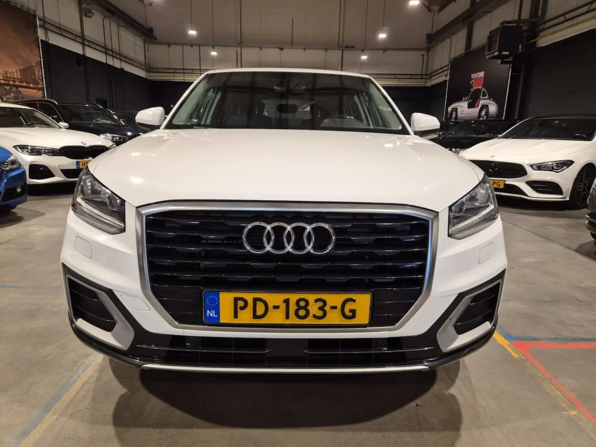 1.6 TDI Design Pro Line - Automaat - Navigatie - PDC - Stoelverw - Trekhaak