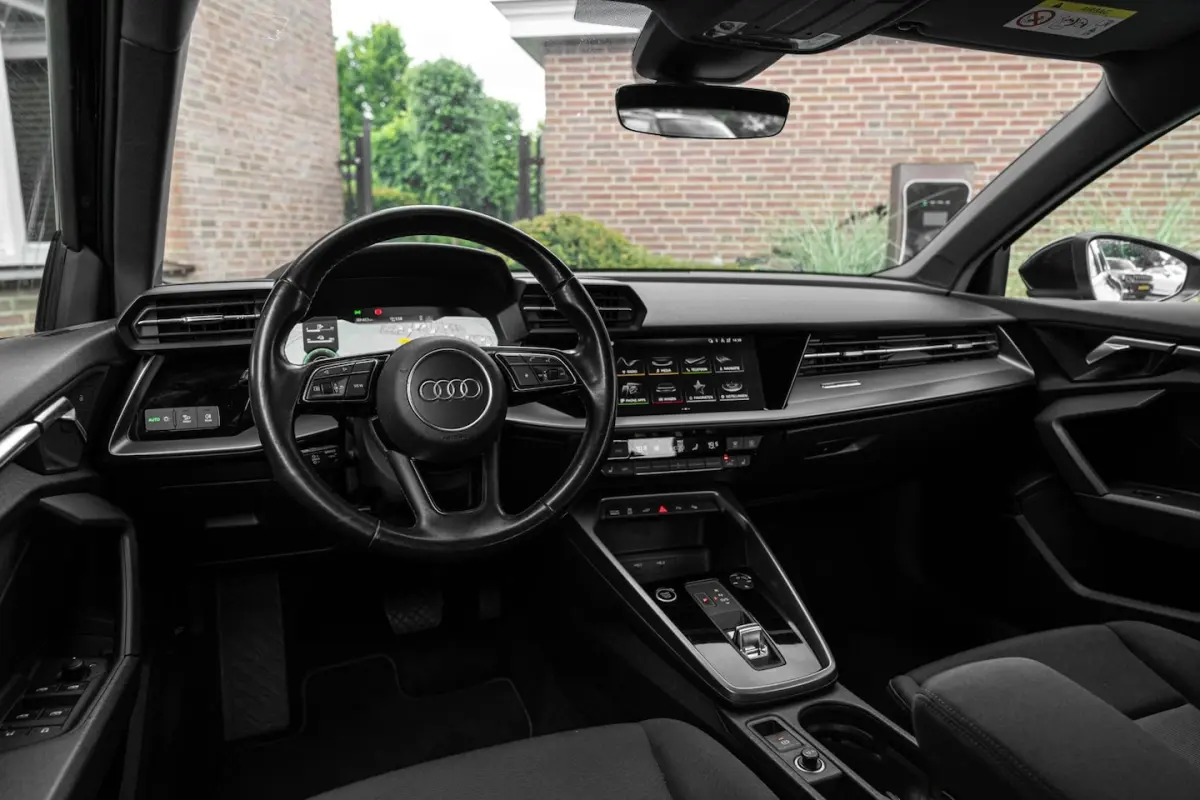 40 TFSI e Business Edition 204 PK Ambiance Adaptive Keyless Elek.Klep Stoelverwarming 17''