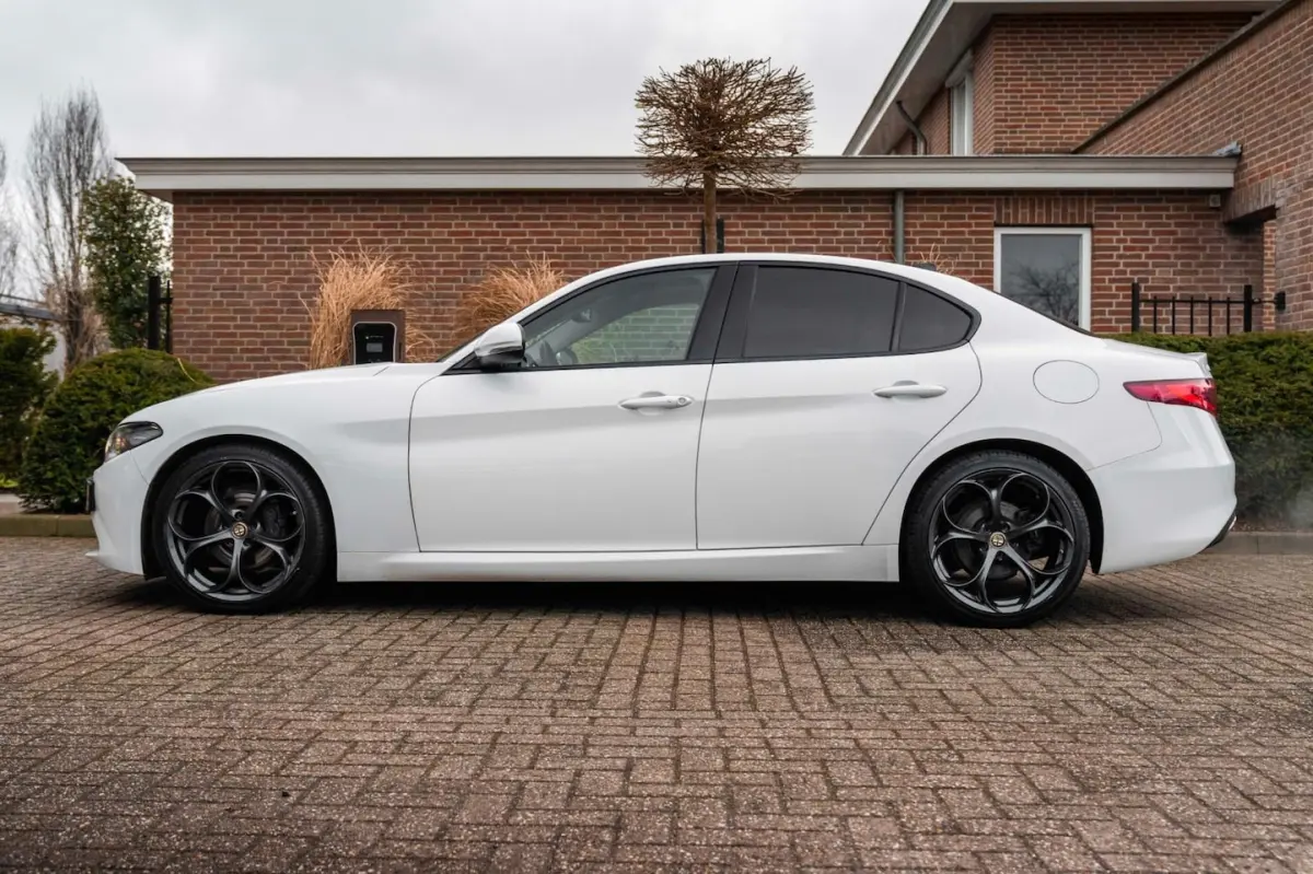 2.0T Super 200 PK Aut. Pano Keyless Half/Leder Xenon 19''