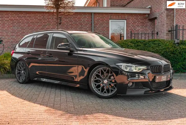 318i M-Sport LED Half/Leer Stoelverwarming Elek.Klep 19''