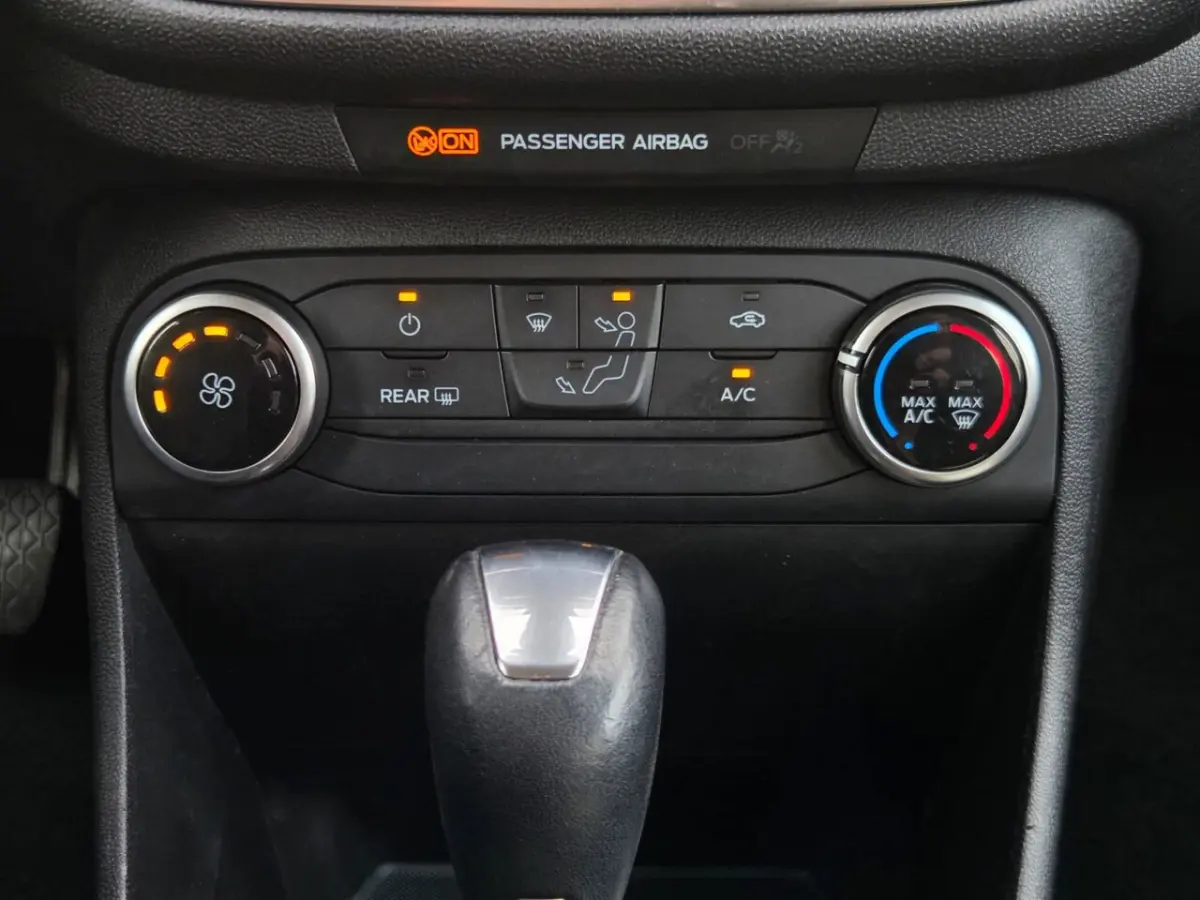 1.0 EcoBoost Titanium Automaat |Apple Carplay | Android Auto | Cruise Control