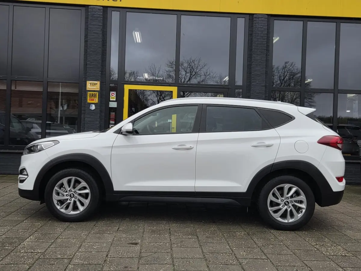 1.6 GDi i-Motion | Park. Camera | Stoelverwarming | Tel | Navi| Cruise Control | Park Sens