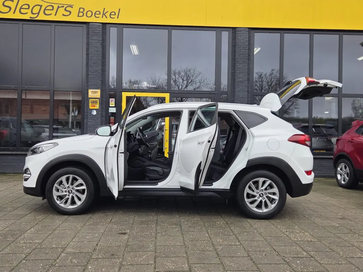1.6 GDi i-Motion | Park. Camera | Stoelverwarming | Tel | Navi| Cruise Control | Park Sens