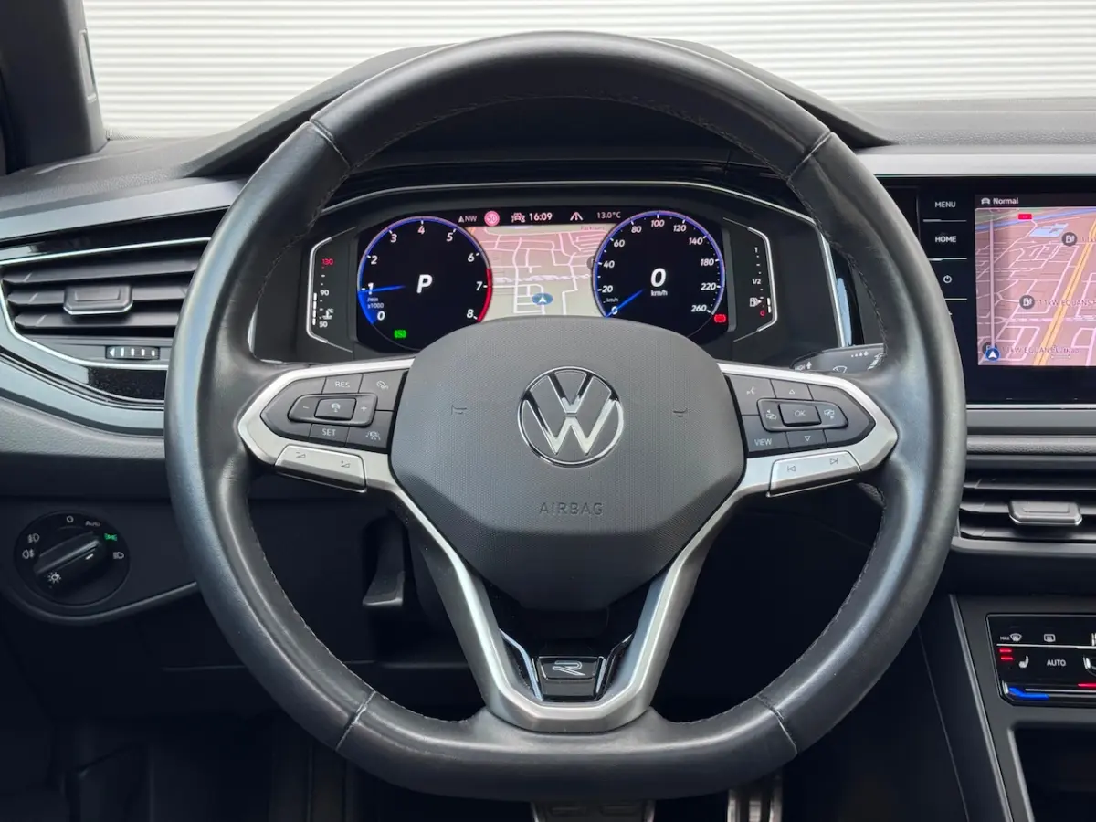 1.5 TSI 3xR-Line Pano/Beats/Keyless/Camera