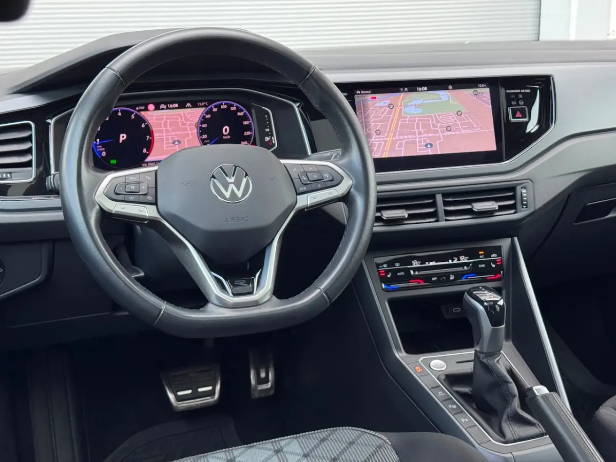 1.5 TSI 3xR-Line Pano/Beats/Keyless/Camera