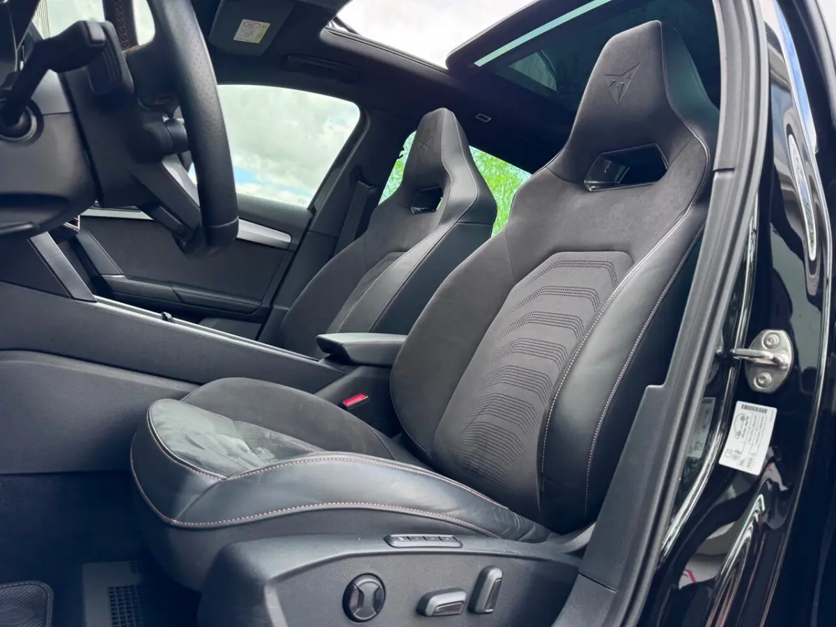 1.4 e-Hybrid VZ Performance Beats/360/Memory