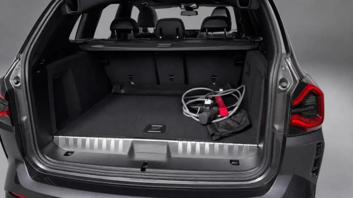 xDrive30e M-Sport 292PK | Elektr. Pano dak | Cruise | Camera |
