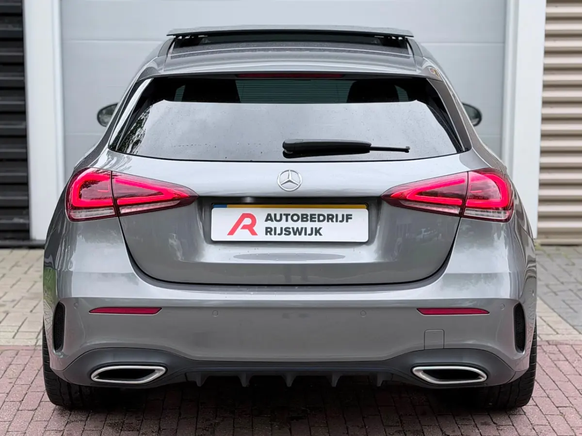 200 Launch Edition Premium Plus Pano/Sfeer