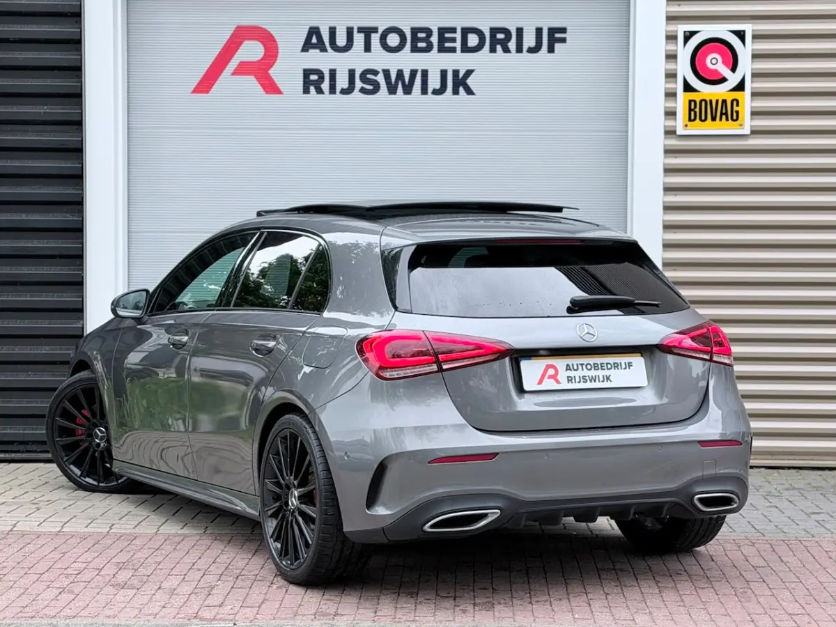 200 Launch Edition Premium Plus Pano/Sfeer