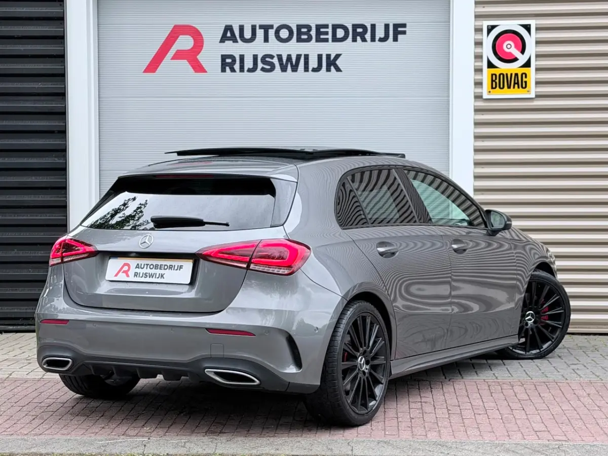 200 Launch Edition Premium Plus Pano/Sfeer