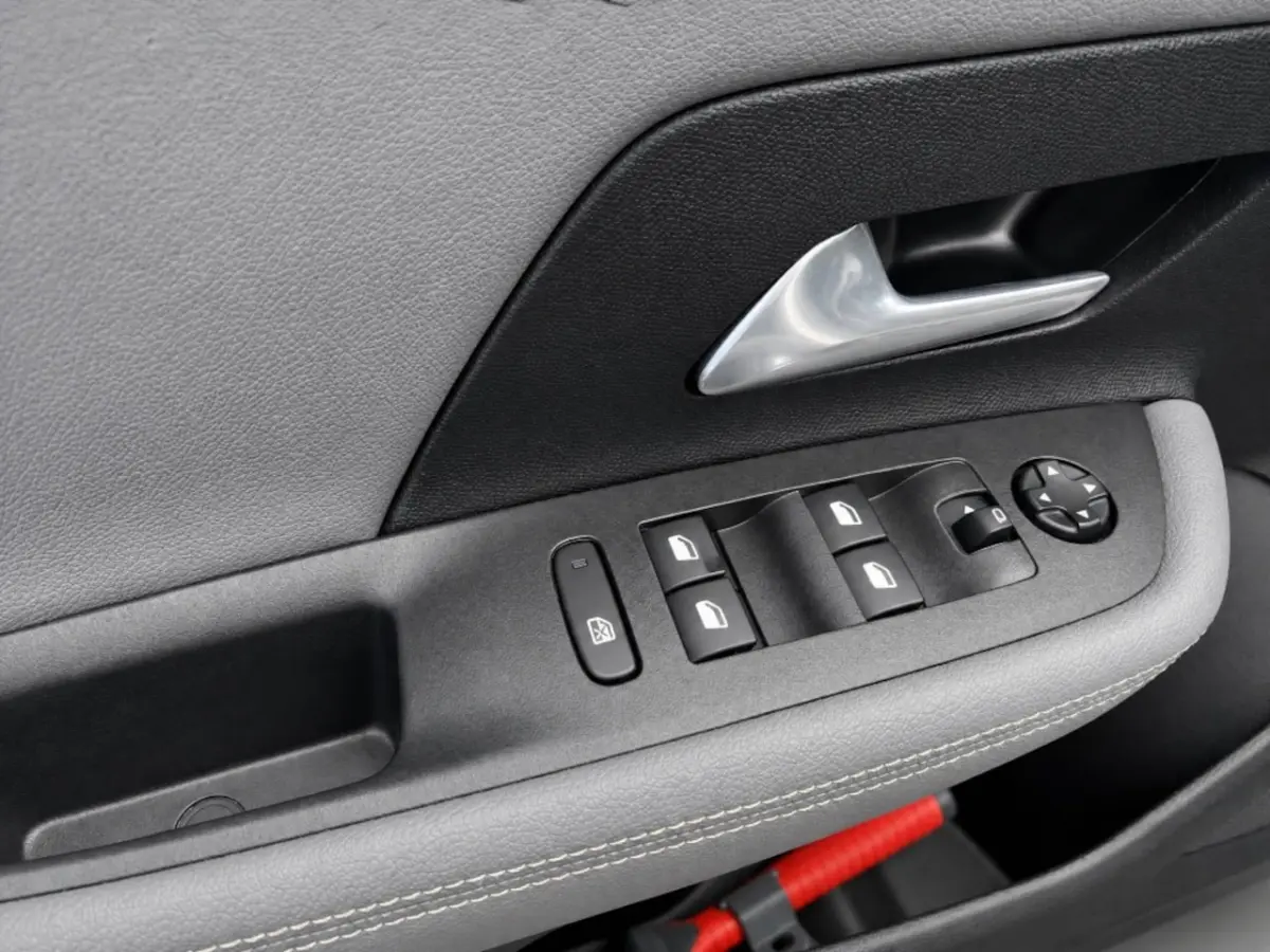 El. 50-kWh 11kw bl. | Cruise | Camera | Navi | Carplay/Android A