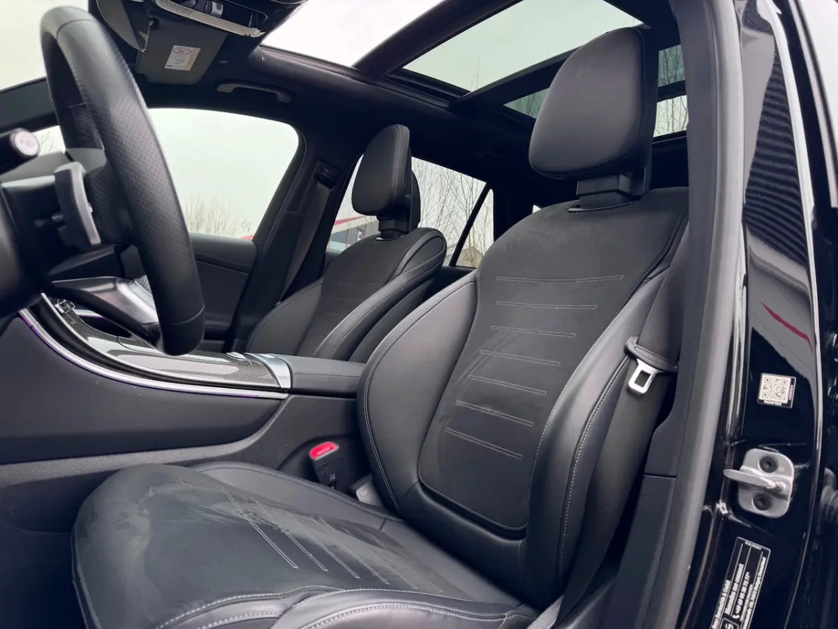 200 4MATIC AMG Line Pano/Memory/Camera