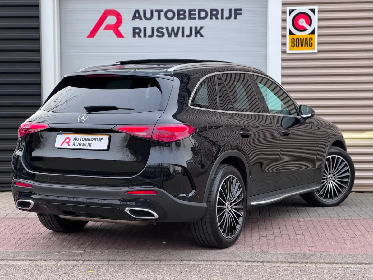 200 4MATIC AMG Line Pano/Memory/Camera