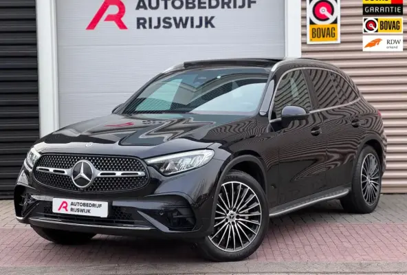 200 4MATIC AMG Line Pano/Memory/Camera