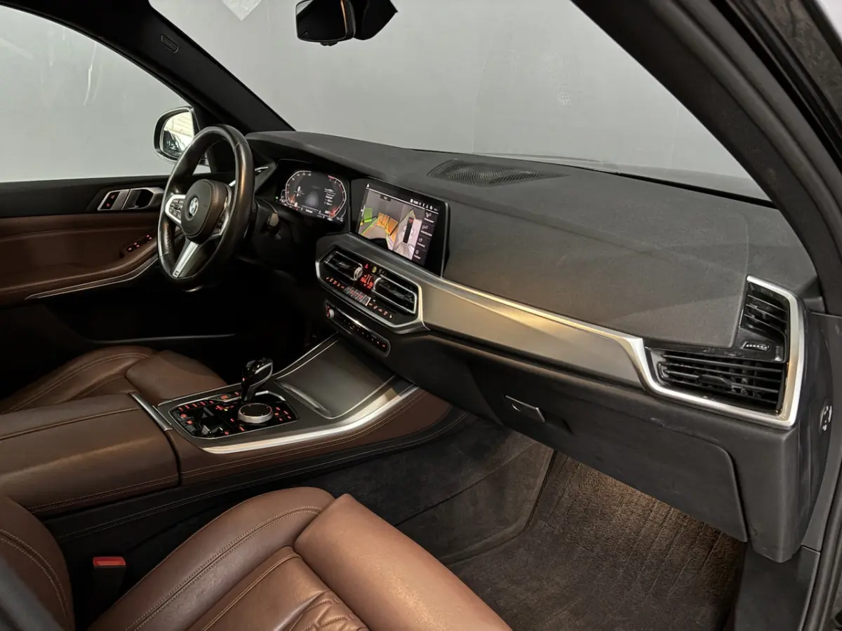 xDrive40i High Executive 7p. Pano|Apple