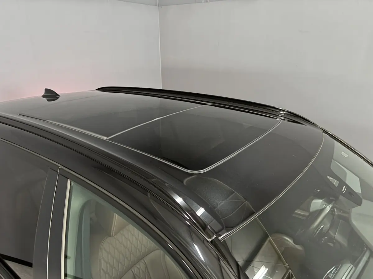 xDrive40i High Executive 7p. Pano|Apple