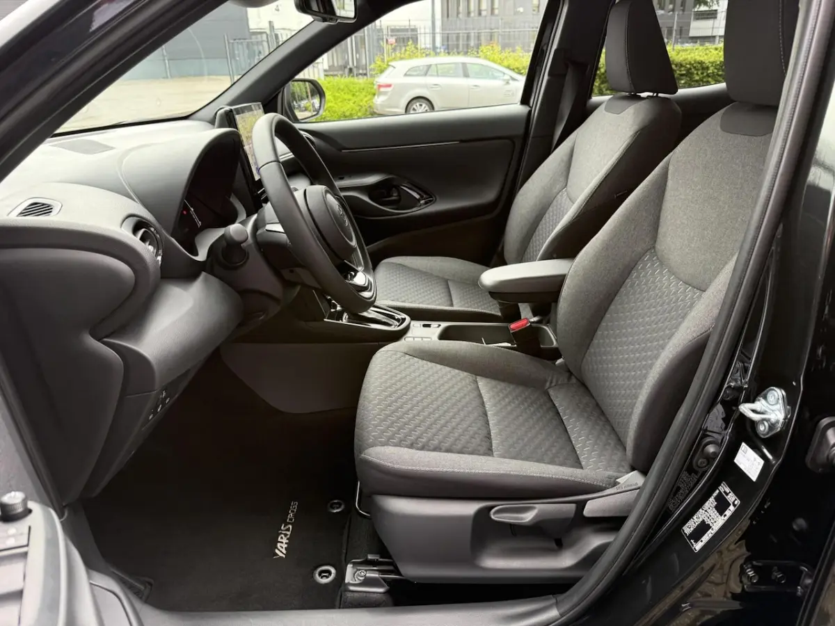 1.5 Hybrid 115 Business Plus Stoel+stuurverwarming