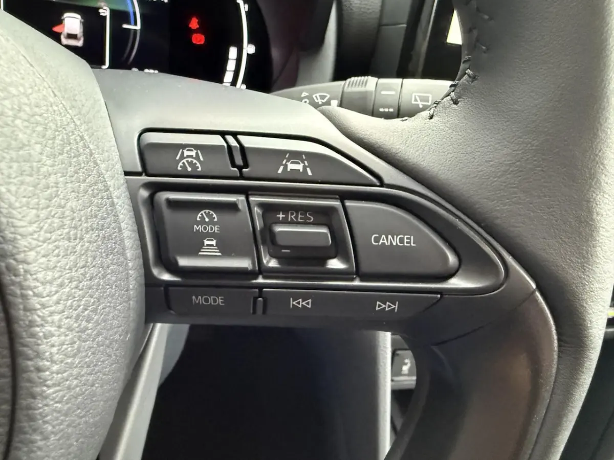 1.5 Hybrid 115 Business Plus Stoel+stuurverwarming