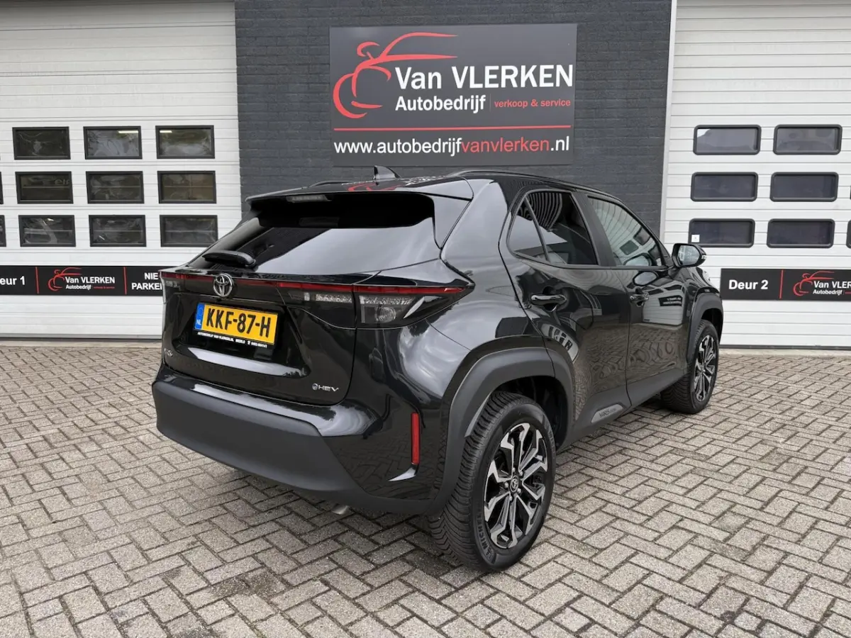 1.5 Hybrid 115 Business Plus Stoel+stuurverwarming
