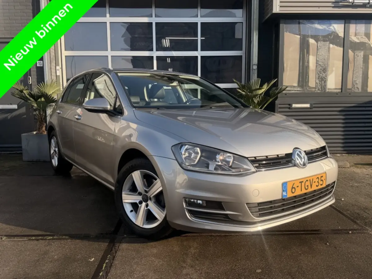 Volkswagen Golf 2014 Benzine Handgeschakeld leasen