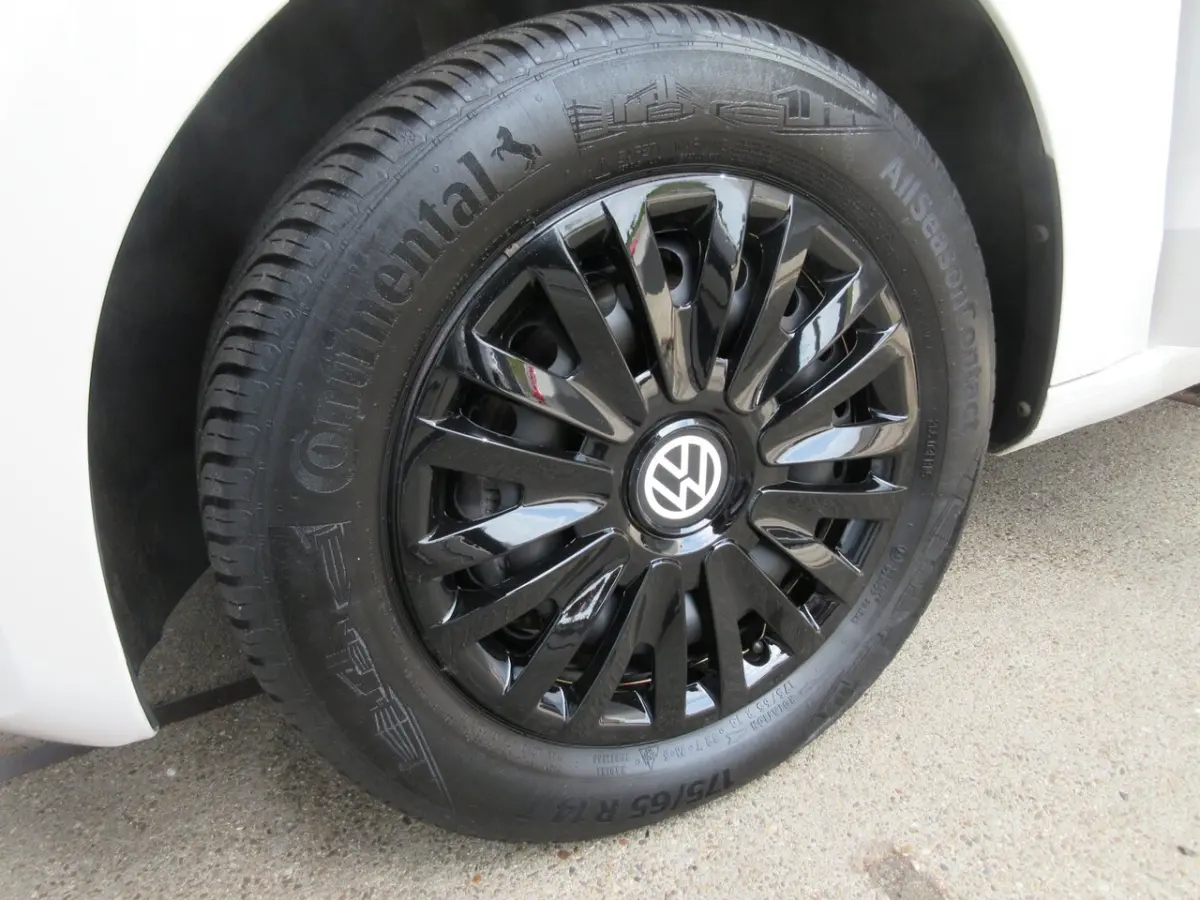 1.0 BMT move up / Airco / Audio / Telefoon