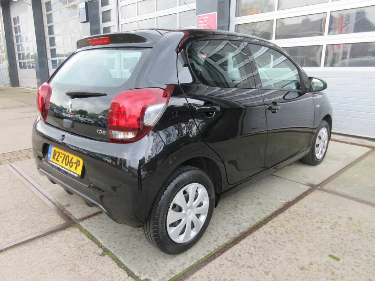 1.0 e-VTi Active / Audio / Airco / C.V