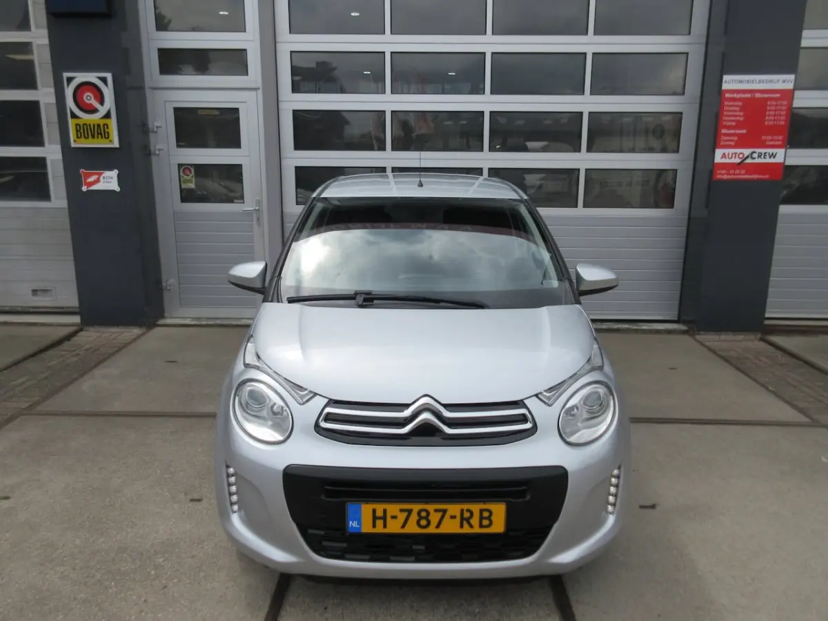 1.0 VTi Feel / Airco / Donker Glas / C.V. / Audio