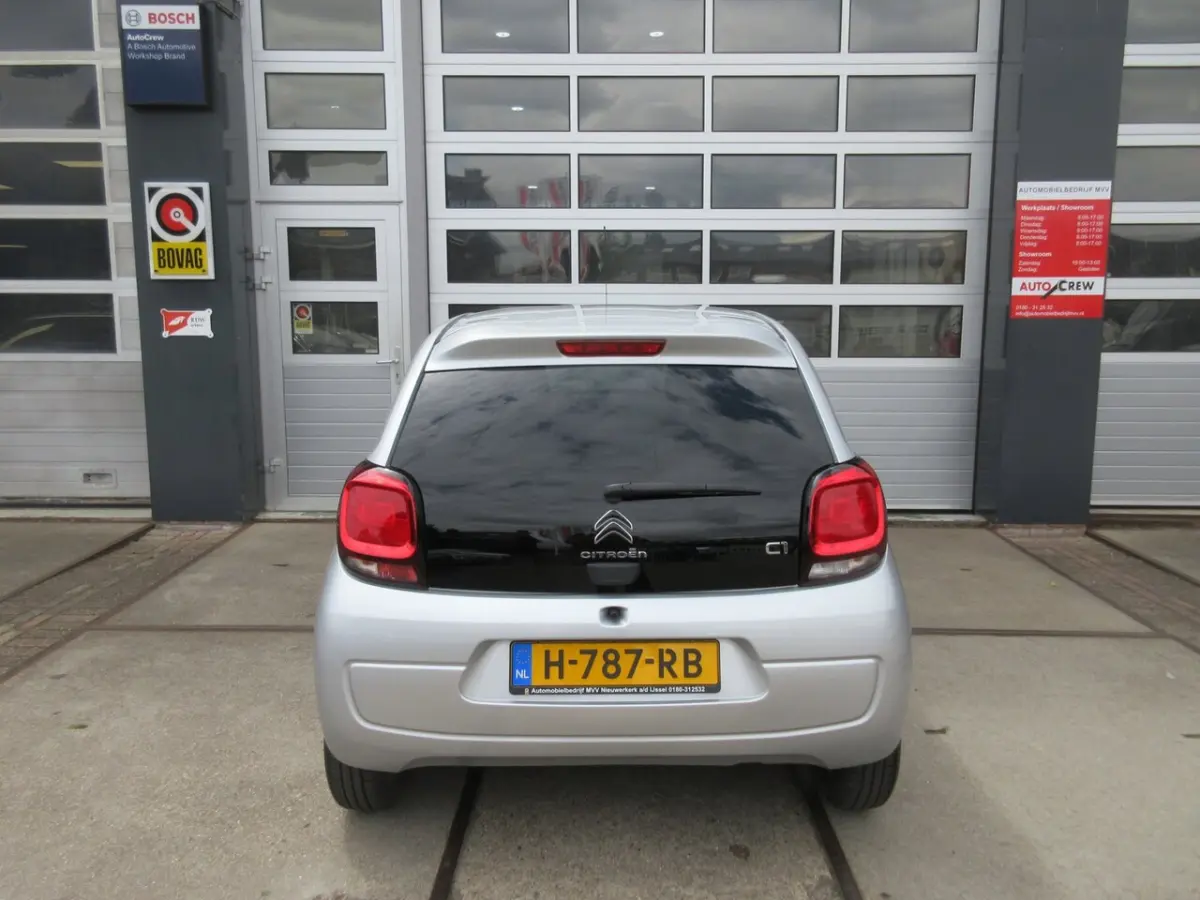 1.0 VTi Feel / Airco / Donker Glas / C.V. / Audio