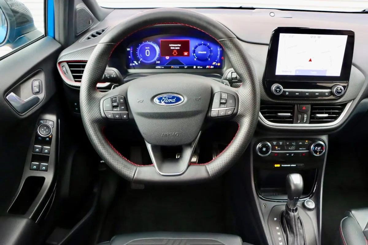 1.0 EcoBoost ST-Line X | B&O | CARPLAY | LED |