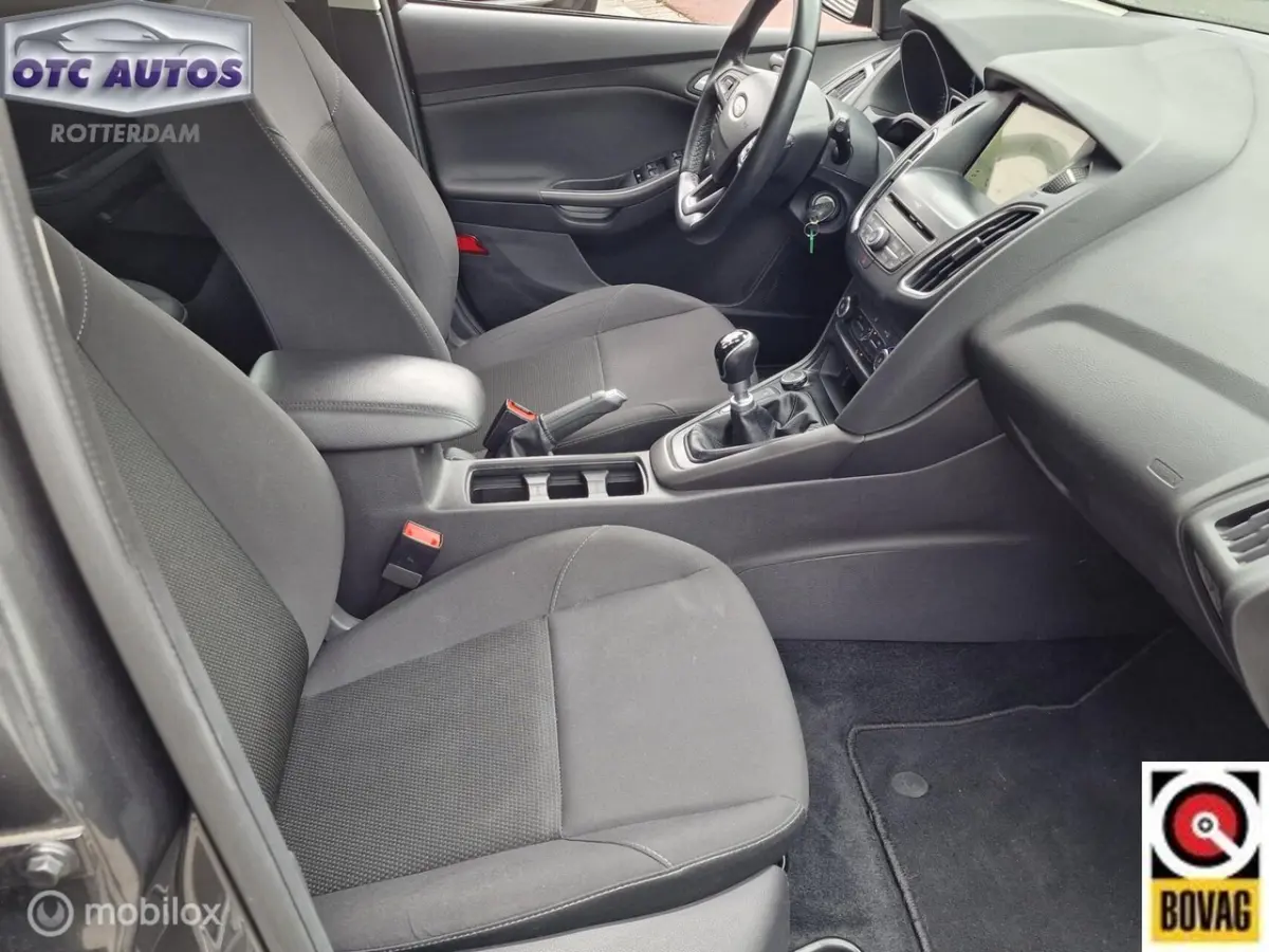 1.0 ST-Line Dealer onderhouden bijzonder nette auto