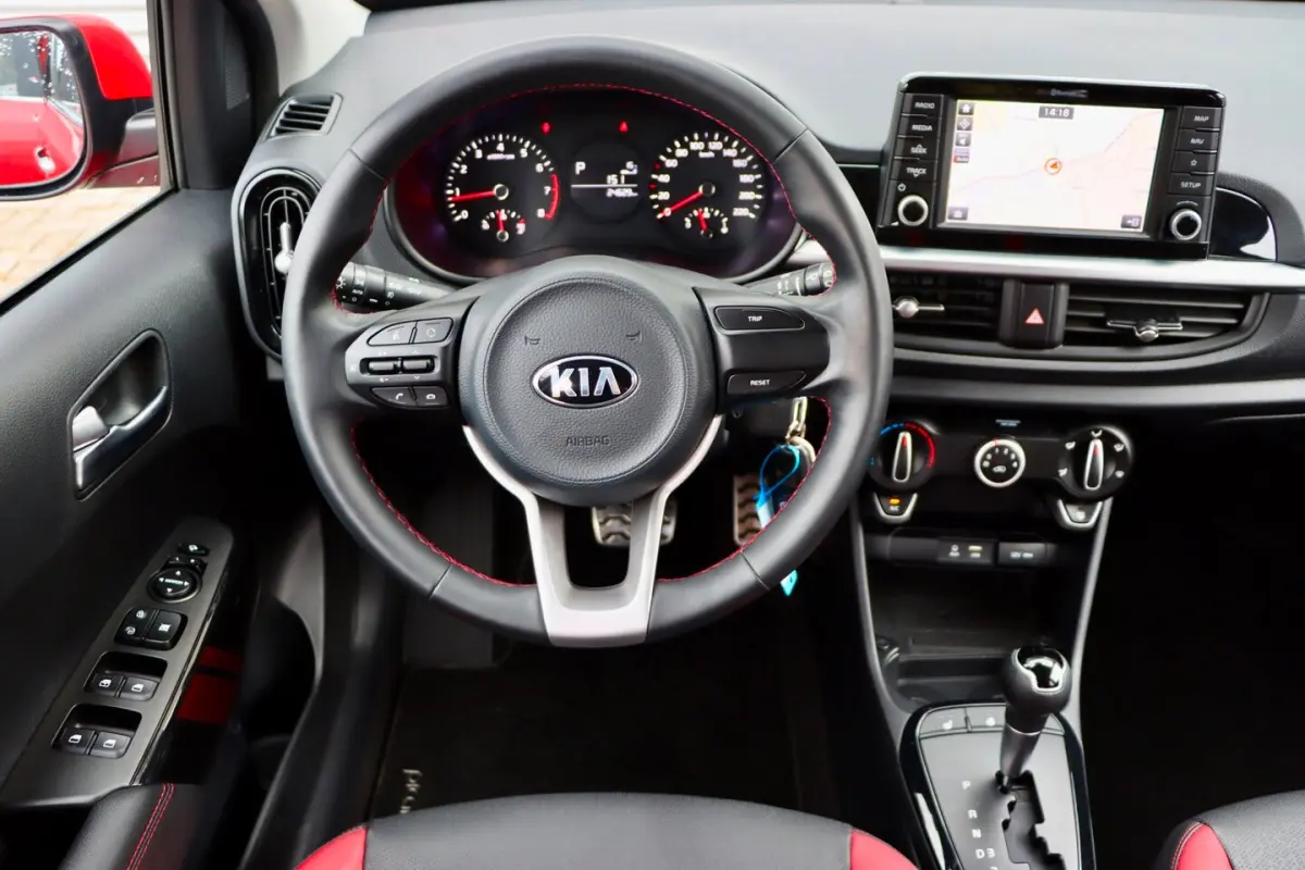 1.2 CVVT GT-Line | AUTOMAAT | CARPLAY| STUURWIELVERW. | NAVIGATIE