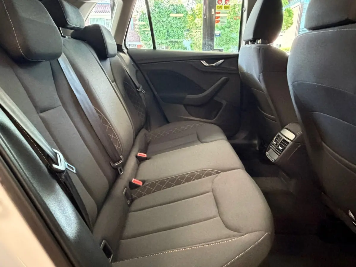 1.0 TSI Ambition DSG KEYLESS-GO CLIMATE CONTROL ACC NAVIGATIE PDC VIRTUAL COCKPIT