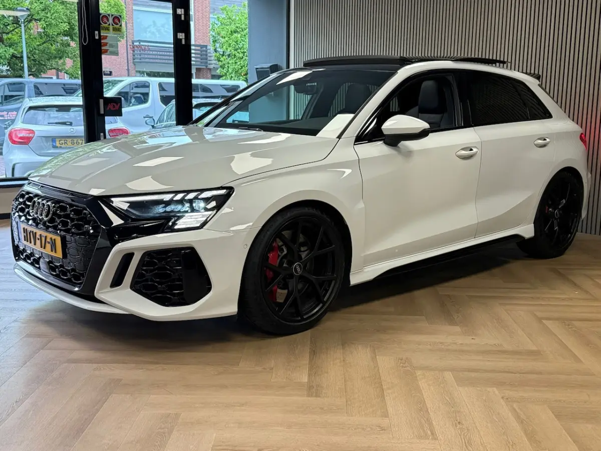 Sportback 2.5 TFSI RS3 QUATTRO 400PK PANO LED CAM ADAPT CRUISE CLIMATE CONTROL