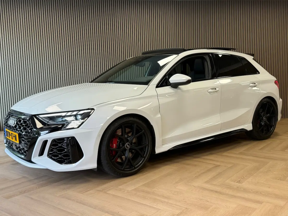 Sportback 2.5 TFSI RS3 QUATTRO 400PK PANO LED CAM ADAPT CRUISE CLIMATE CONTROL