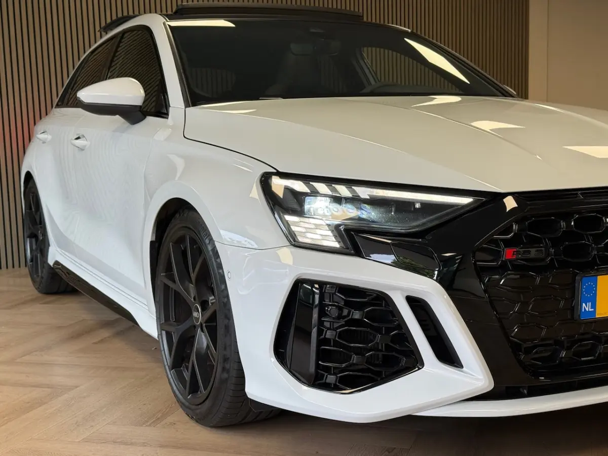 Sportback 2.5 TFSI RS3 QUATTRO 400PK PANO LED CAM ADAPT CRUISE CLIMATE CONTROL
