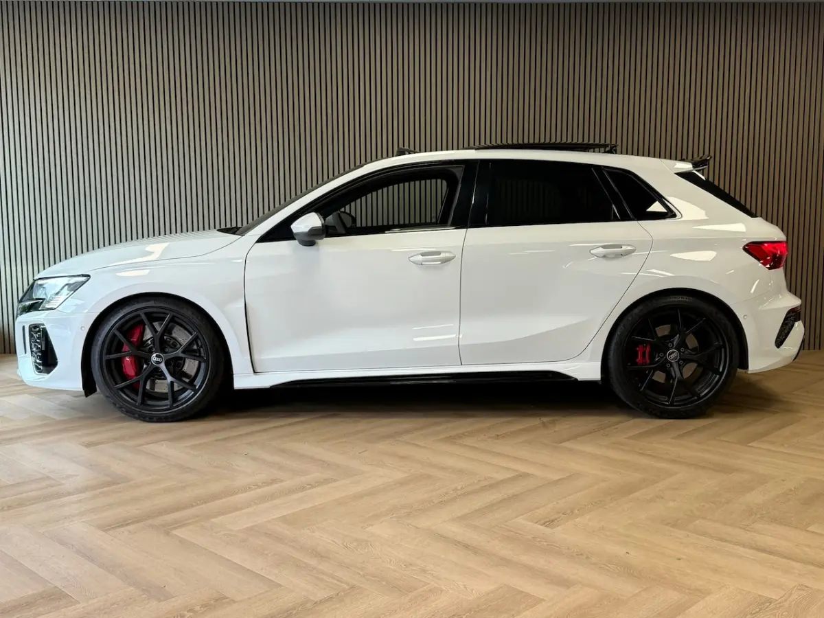 Sportback 2.5 TFSI RS3 QUATTRO 400PK PANO LED CAM ADAPT CRUISE CLIMATE CONTROL