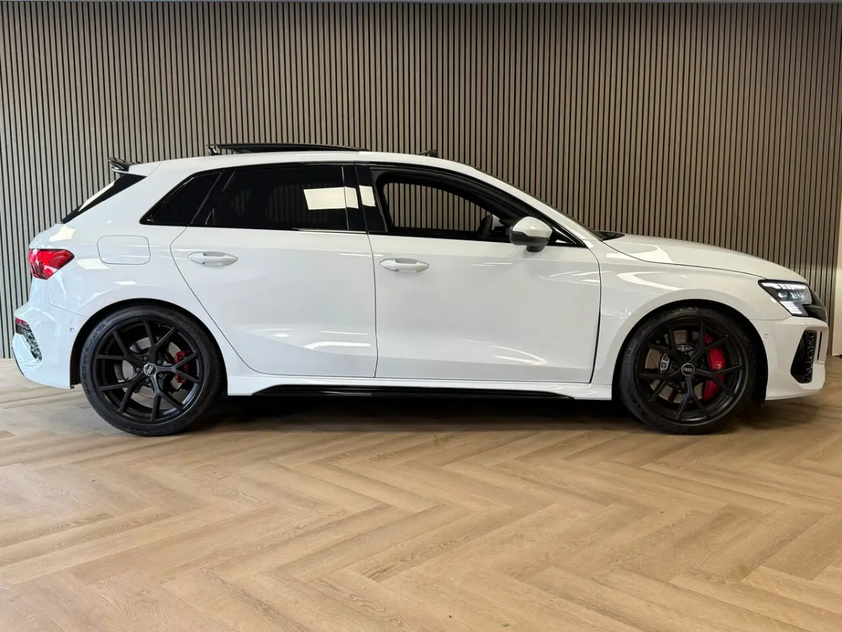 Sportback 2.5 TFSI RS3 QUATTRO 400PK PANO LED CAM ADAPT CRUISE CLIMATE CONTROL