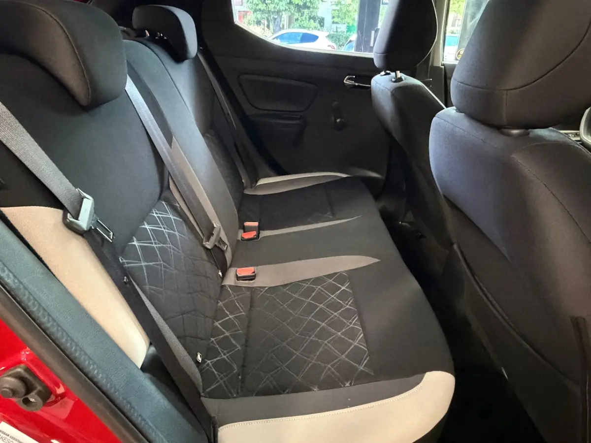 1.0L Acenta AIRCO CRUISE APPLE CARPLAY BLUETOOTH AUX USB